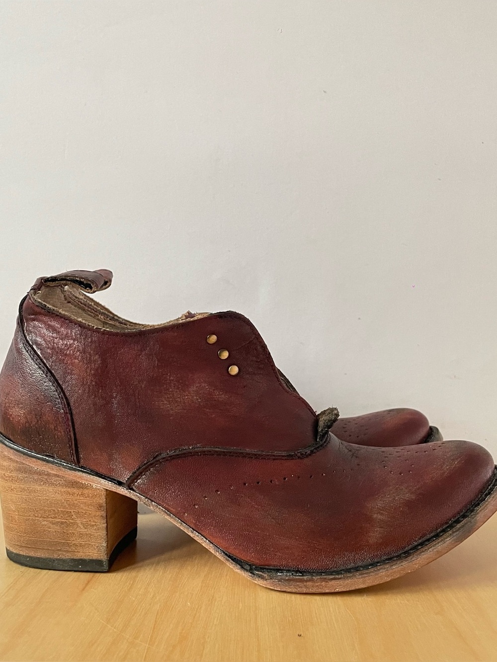 Freebird by Steven Sadie leather oxford booties | US 9